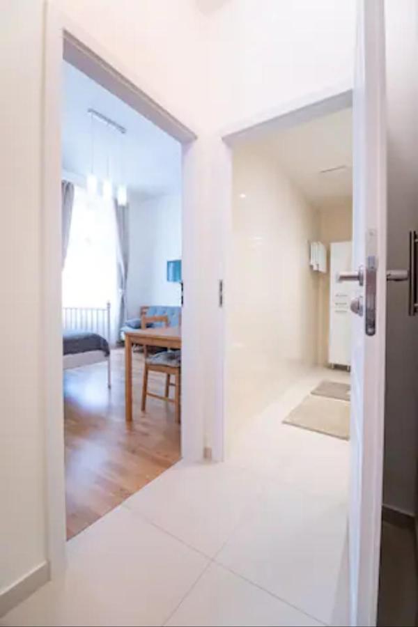 Favorite Apartment In The Center Of Prague 1 Luaran gambar